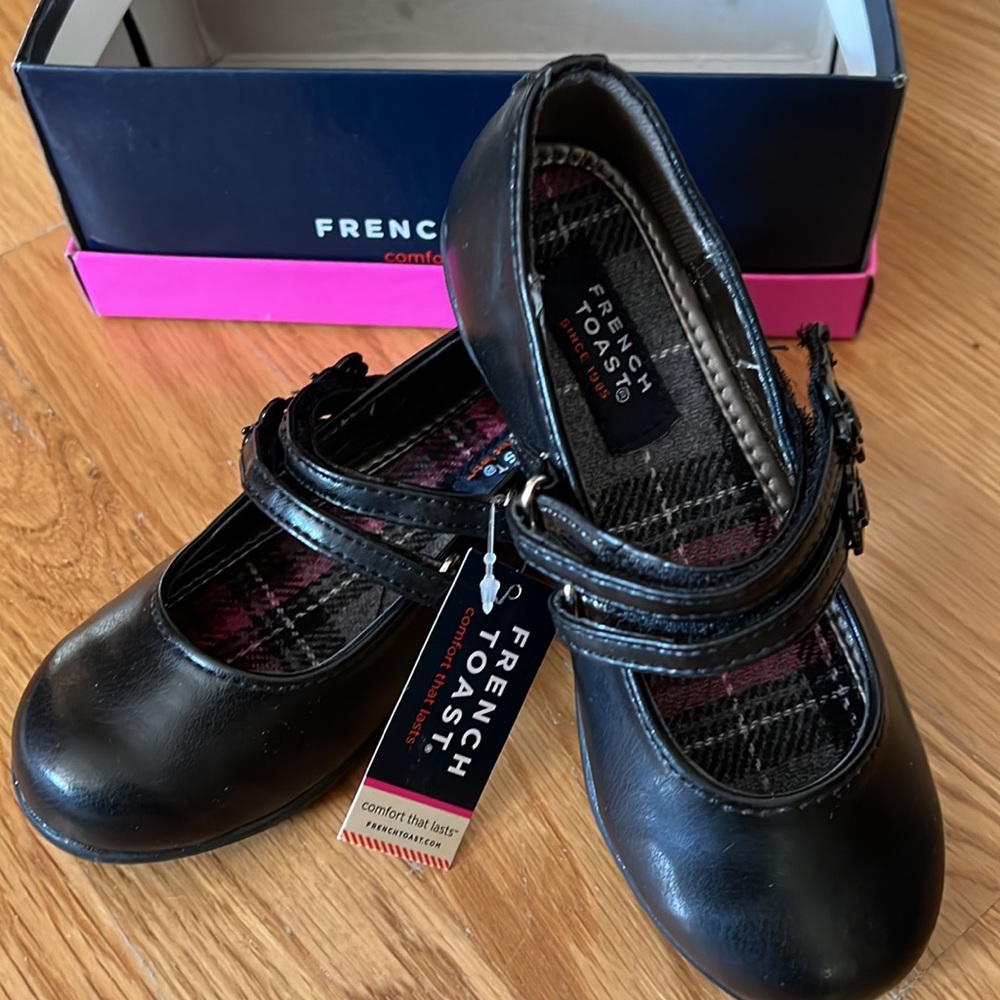 Girls dress shoes
